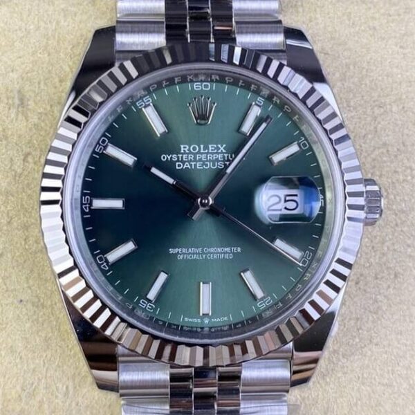 Clean Factory Rolex Datejust M126334-0028 Watches