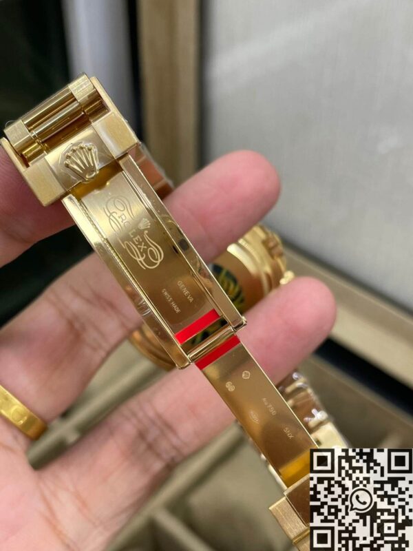 Clean Factory Replicas Rolex Daytona M126508 Golden Color