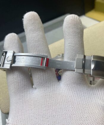 GMT Master II Two Tone Clean Factory New M126710GRNR-0004