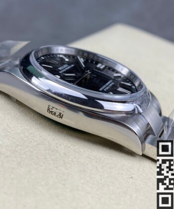 Oyster Perpetual Rolex M124300-0002 Black Dial Size 41mm