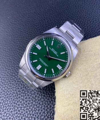 Vintage Rolex Oyster Perpetual M124300-0005 Green Dial