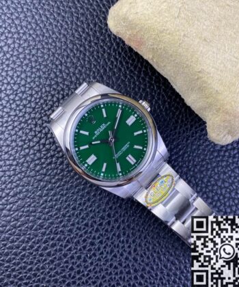 Vintage Rolex Oyster Perpetual M124300-0005 Green Dial