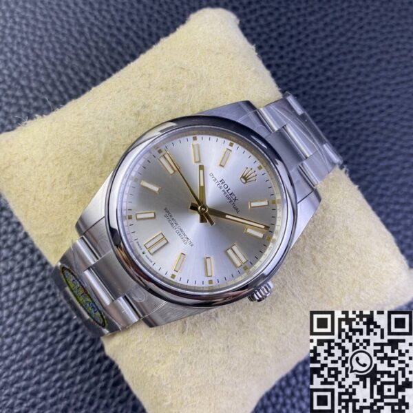 Oyster Perpetual Clean Factory Rolex M124300-0001 Silver Dial
