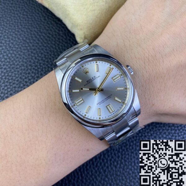 Oyster Perpetual Clean Factory Rolex M124300-0001 Silver Dial