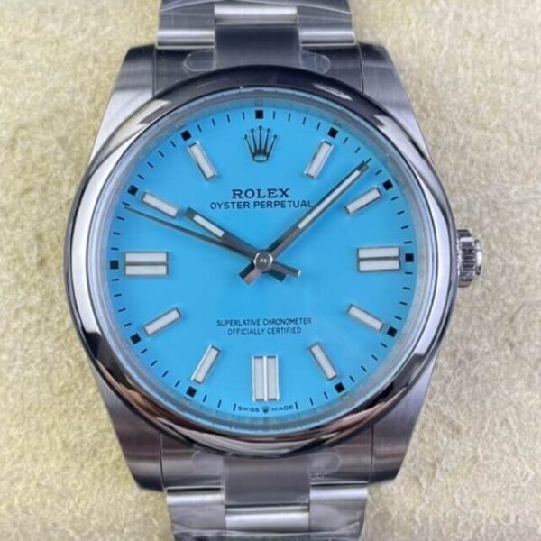 Oyster Perpetual Date​ Rolex M124300-0006 Tiffany Blue Dial