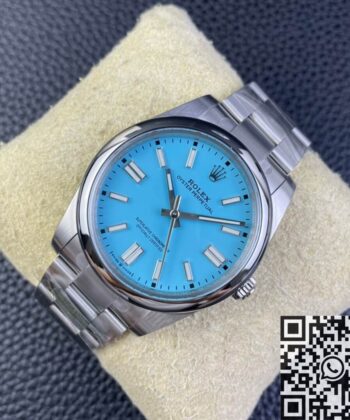 Oyster Perpetual Date​ Rolex M124300-0006 Tiffany Blue Dial