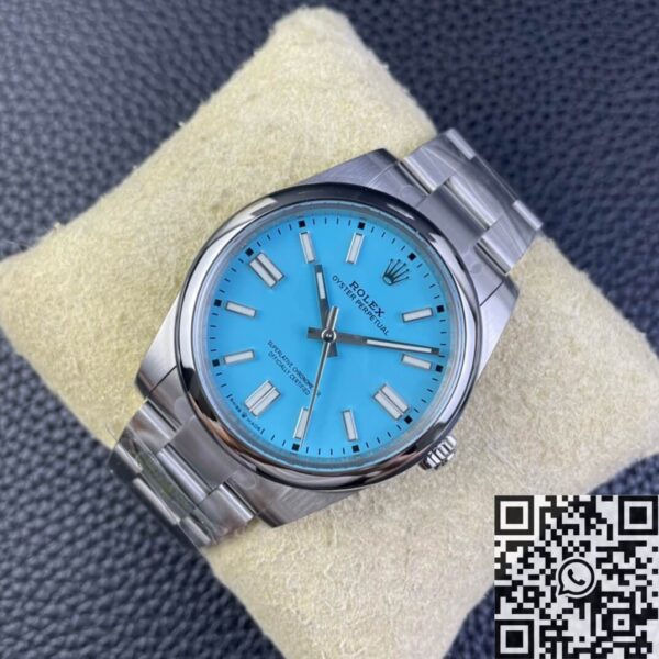 Oyster Perpetual Date​ Rolex M124300-0006 Tiffany Blue Dial