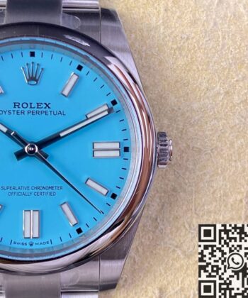 Oyster Perpetual Date​ Rolex M124300-0006 Tiffany Blue Dial