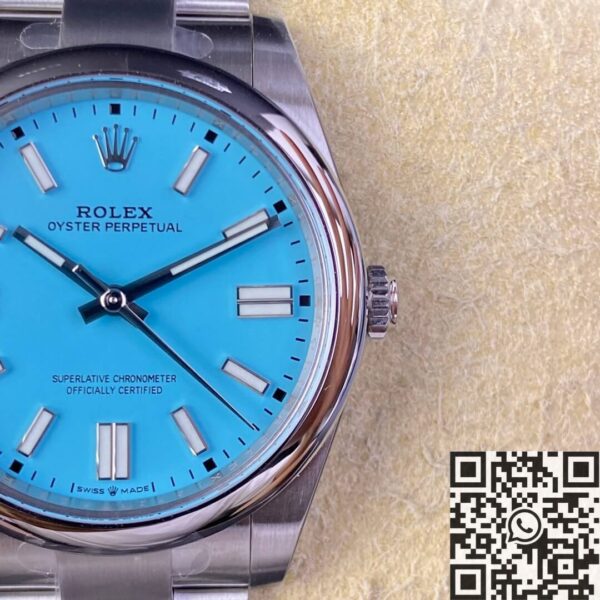 Oyster Perpetual Date​ Rolex M124300-0006 Tiffany Blue Dial