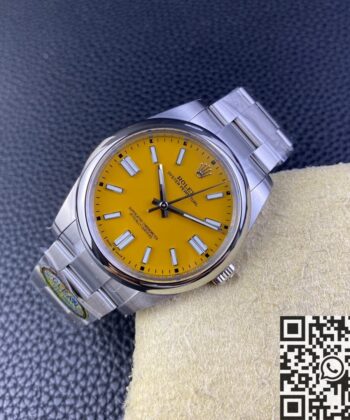 Clean Replica Oyster Perpetual Rolex M124300-0004 Yellow Dial