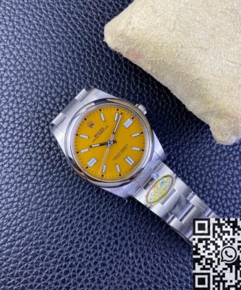 Clean Replica Oyster Perpetual Rolex M124300-0004 Yellow Dial