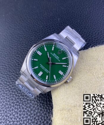 Oyster Perpetual 36mm Rolex M126000-0005 Green Dial