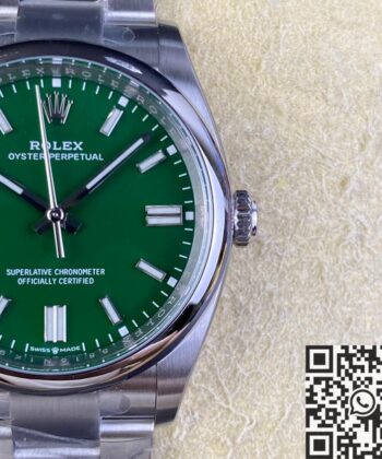 Oyster Perpetual 36mm Rolex M126000-0005 Green Dial
