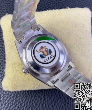 Oyster Perpetual 36mm Rolex M126000-0005 Green Dial