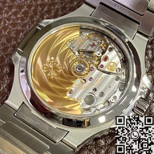 3K Patek Philippe Nautilus 7118/1200A-011