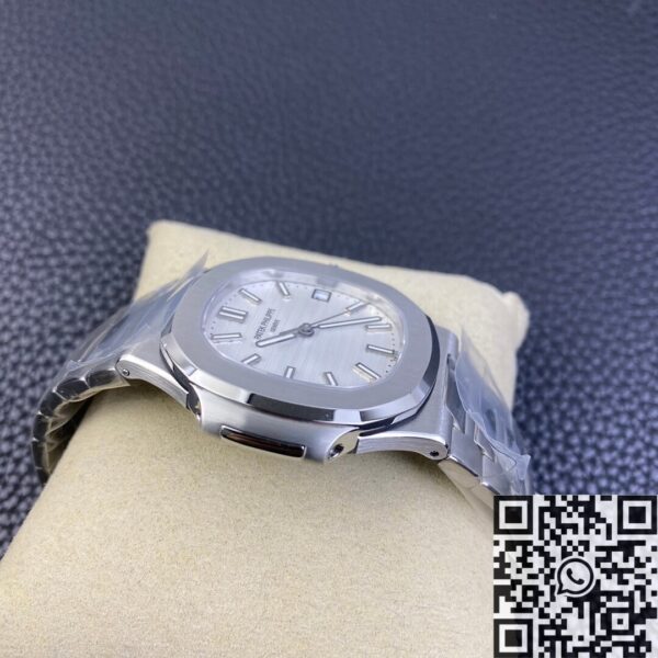 Nautilus Watches Patek Philippe 5711/1A-011 White Dial 3K