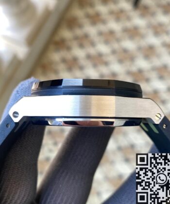 Royal Oak Offshore Watch AP 26400SO.OO.A002CA.01