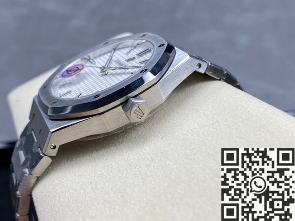 AP Watch Royal Oak 15500ST.OO.1220ST.04 Silver Dial APS