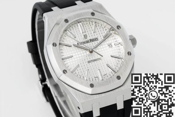 Royal Oak 15400 Audemars Piguet White Dial Rubber Strap Watch