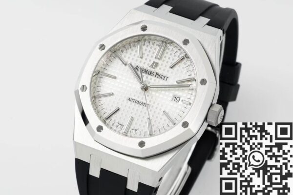 Royal Oak 15400 Audemars Piguet White Dial Rubber Strap Watch