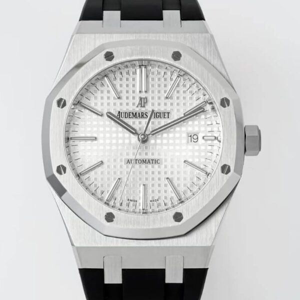 Royal Oak 15400 Audemars Piguet White Dial Rubber Strap Watch