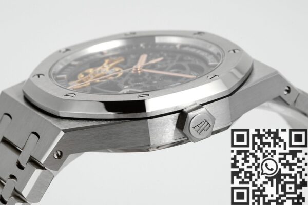 Audemars Piguet Royal Oak On Wrist 15407ST.OO.1220ST.01