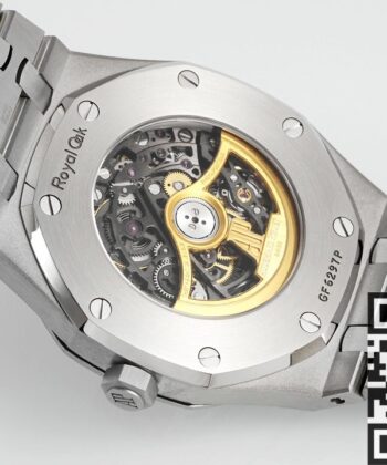 Audemars Piguet Royal Oak On Wrist 15407ST.OO.1220ST.01