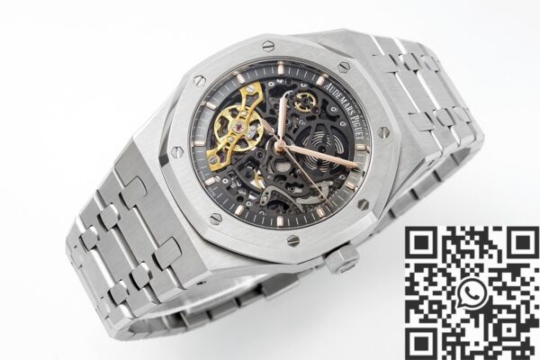 Audemars Piguet Royal Oak On Wrist 15407ST.OO.1220ST.01