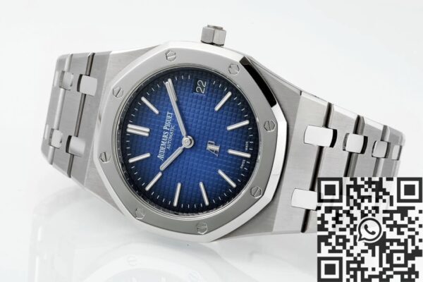 Audemars Piguets Royal Oak​ 15202IP.OO.1240IP.01 Gradient Blue