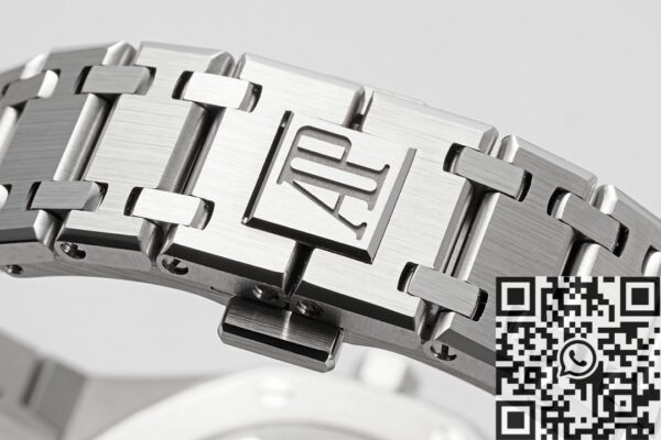 Audemars Piguet Royal Oak Ultra Thin 16202ST.OO.1240ST.02