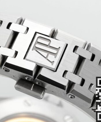 Audemars Piguet Royal Oak Watch 15450ST.OO.1256ST.01 Silver