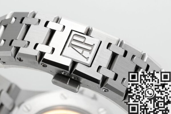 Audemars Piguet Royal Oak Watch 15450ST.OO.1256ST.01 Silver