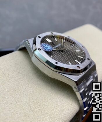 Watch Audemars Piguet Royal Oak​ 15500ST.OO.1220ST.02 Grey