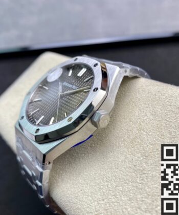 Watch Audemars Piguet Royal Oak​ 15500ST.OO.1220ST.02 Grey