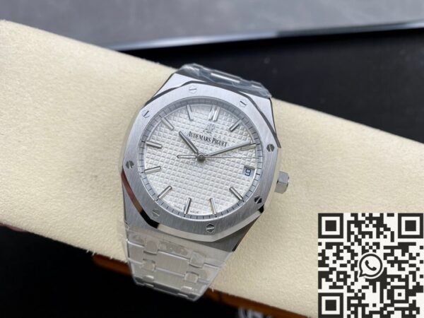 Audemars Piguet Replica​ Royal Oak 15500ST.OO.1220ST.04