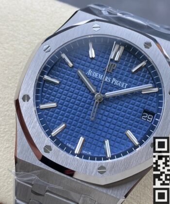 Audemars Piguet Mini Royal Oak​ 15500ST.OO.1220ST.01 Blue