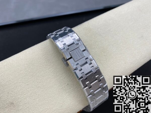 Audemars Piguet Mini Royal Oak​ 15500ST.OO.1220ST.01 Blue