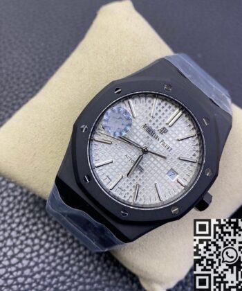 Audemars Piguet Fake​ Royal Oak 15400 DLC Version White Dial