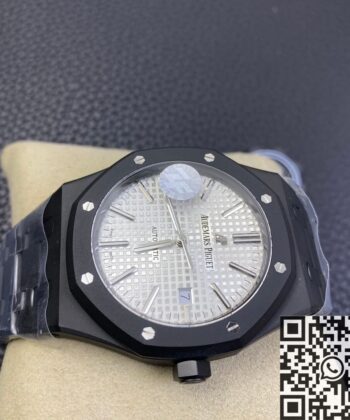 Audemars Piguet Fake​ Royal Oak 15400 DLC Version White Dial