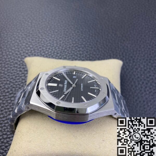 Audemars Piguet Royal Oak Sizes​ 15400ST.OO.1220ST.01 Black
