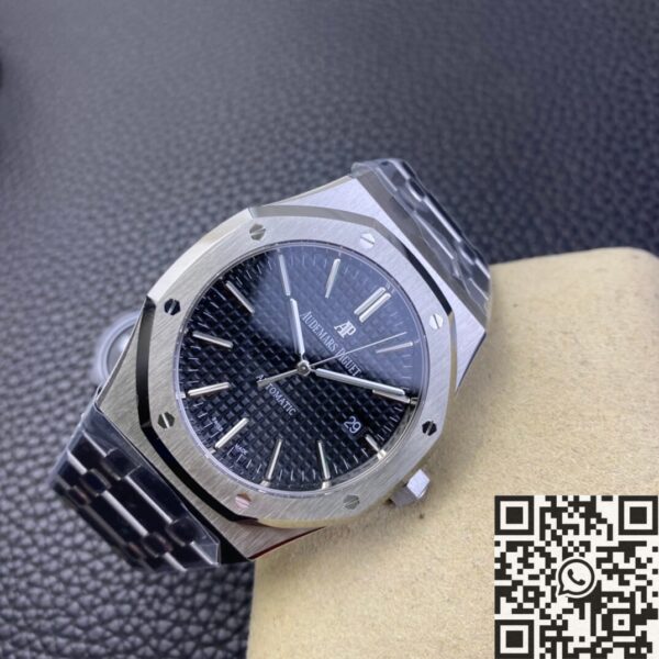 Audemars Piguet Royal Oak Sizes​ 15400ST.OO.1220ST.01 Black