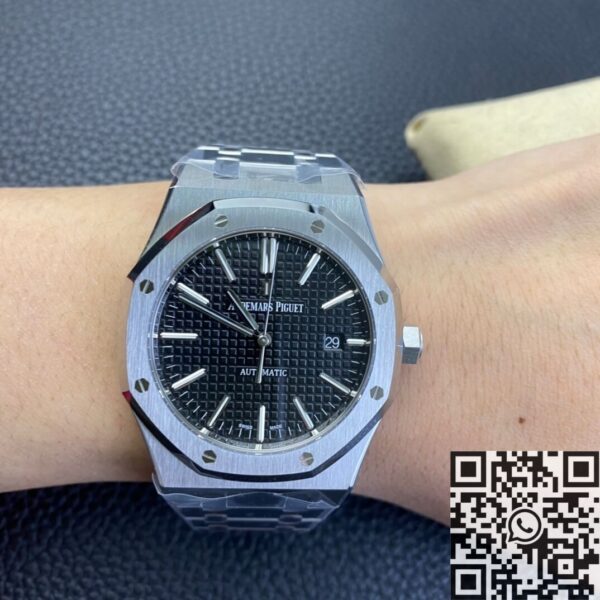 Audemars Piguet Royal Oak Sizes​ 15400ST.OO.1220ST.01 Black