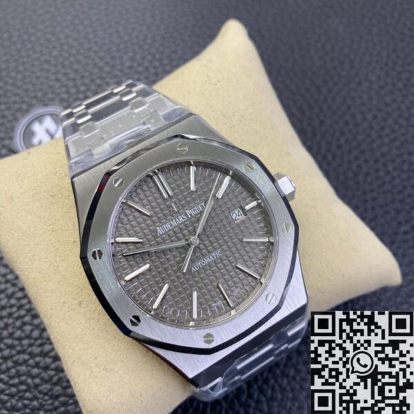 Audemars Piguet Royal Oak Water Resistant 15400ST.OO.1220ST