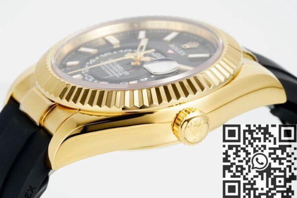 Sky-Dweller Rolex M336238-0002 Gold Watch Case Rubber Strap