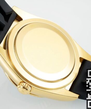 Sky-Dweller Rolex M336238-0002 Gold Watch Case Rubber Strap