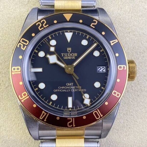 Tudor Black Bay Burgundy​ Heritage M79833MN-0001 GMT Watch