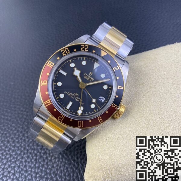 Tudor Black Bay Burgundy​ Heritage M79833MN-0001 GMT Watch
