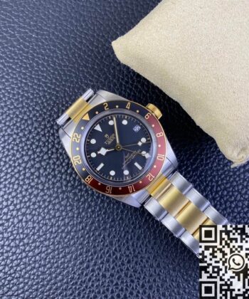 Tudor Black Bay Burgundy​ Heritage M79833MN-0001 GMT Watch