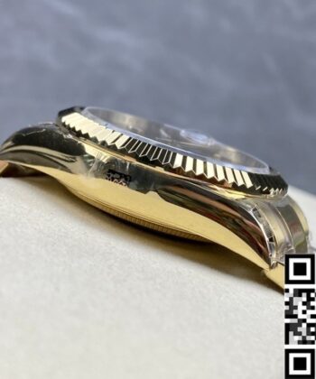 Sky-Dweller Rolex Gold M326938-0004 Black Dial Noob Factory