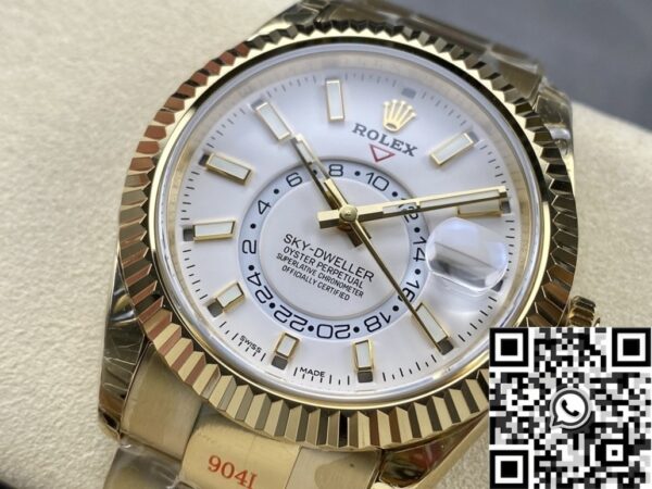 Noob Sky Dweller Watch Rolex M326938-0005 White Dial